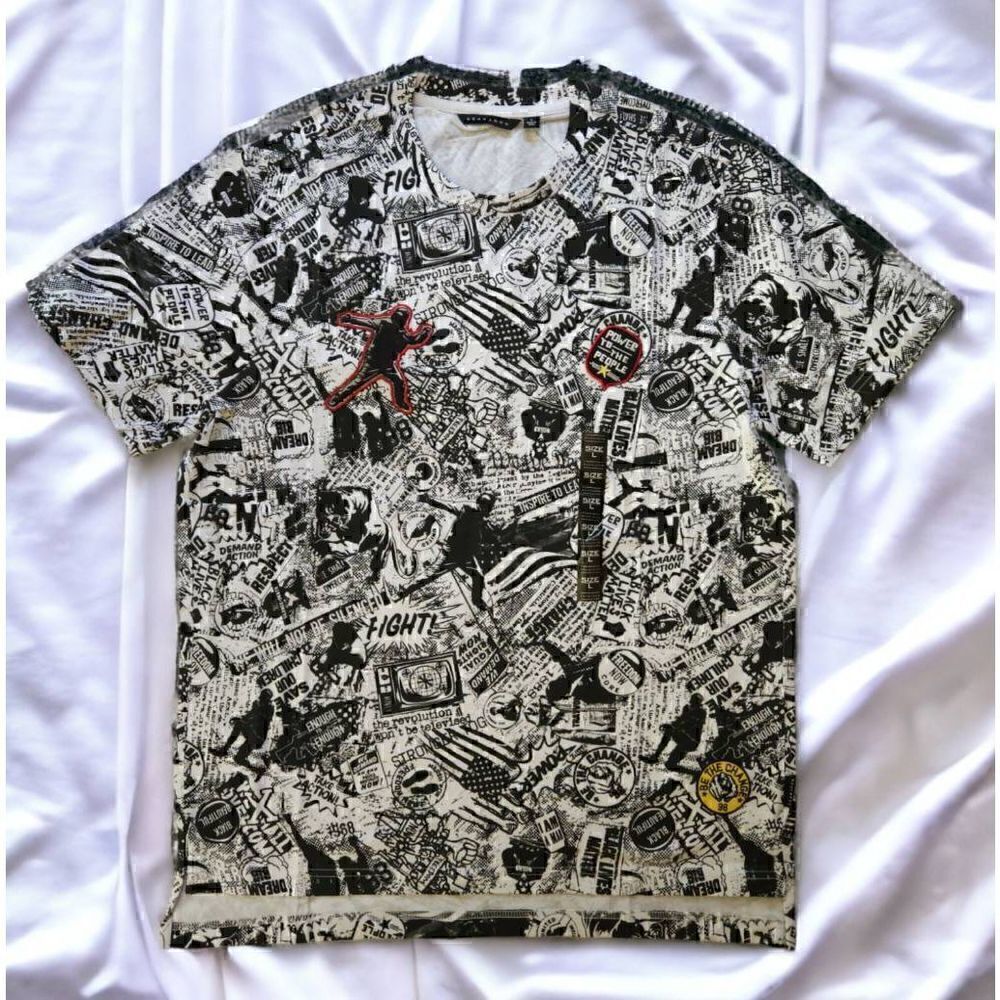 Sean John Short Sleeve Newspaper Graphic Tee Bright White Large